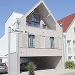 Clipper Hus - Versteck Am Strom * Rostock
