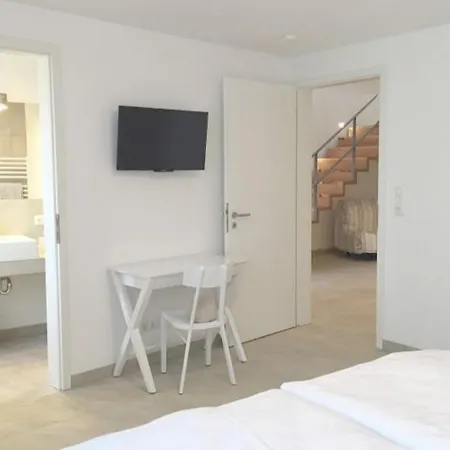 Clipper Hus - Versteck Am Strom Apartament Rostock